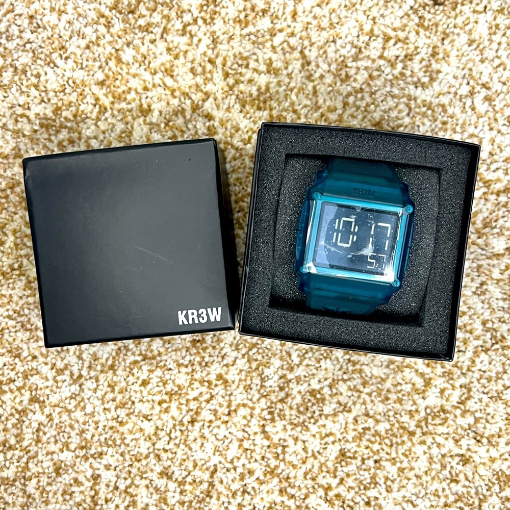 KR3W Halo Watch, Never Worn!